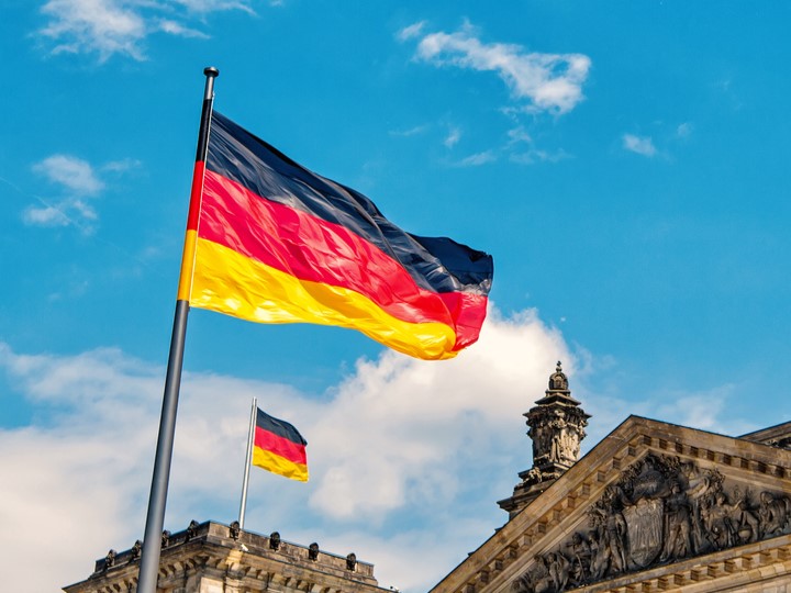 German authorities backs ending customs exemption